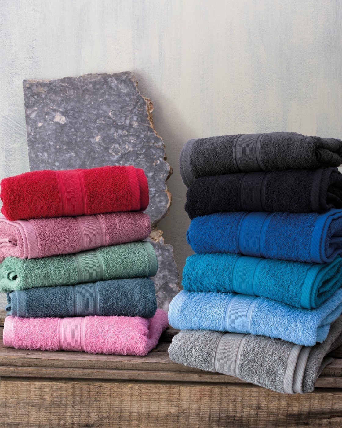 Rythmos - ΣΗΜΑΝΤΙΚΟ: Σε περίπτωση διαφοράς τιμής από το κατάστημα ισχύει παντα και μόνο η τιμή του καταστήματος Πετσέτα Προσώπου Rythmos Illusion Ροδί 50x90