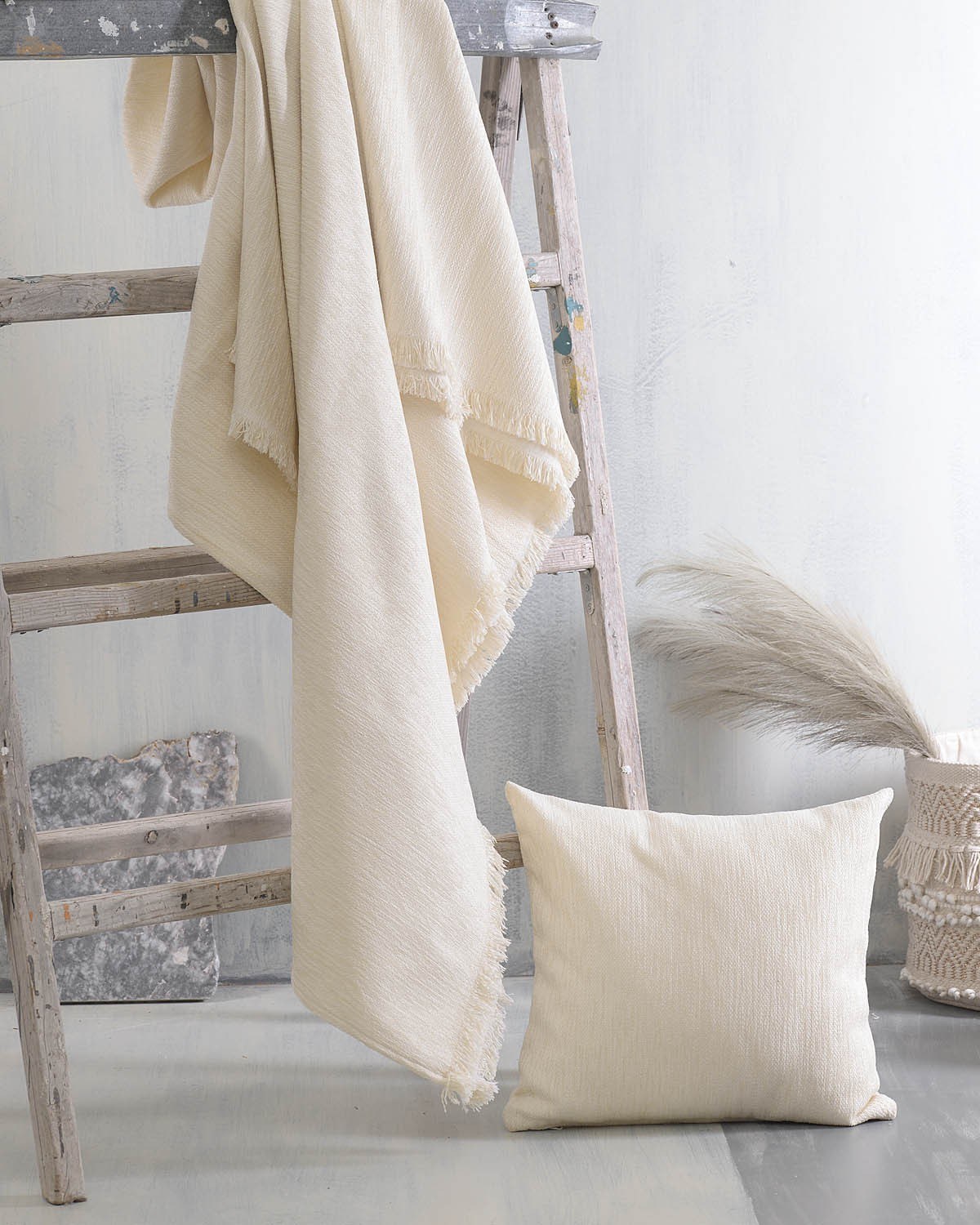 Ριχτάρια Anesis Home - ΣΗΜΑΝΤΙΚΟ: Σε περίπτωση διαφοράς τιμής από το κατάστημα ισχύει παντα και μόνο η τιμή του καταστήματος Ριχτάρι Τετραθέσιου Rythmos Essie Εκρού 180x330