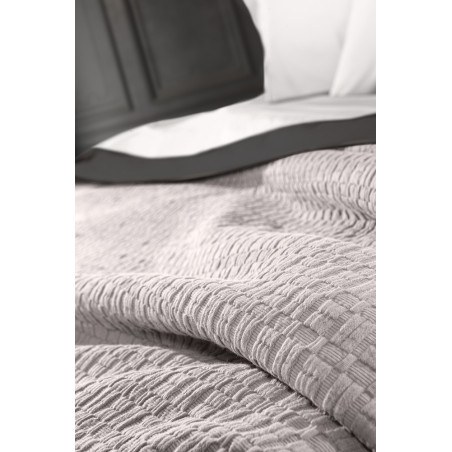 Κουβέρτα Υπέρδιπλη Guy Laroche Nikki Platinum 240x260