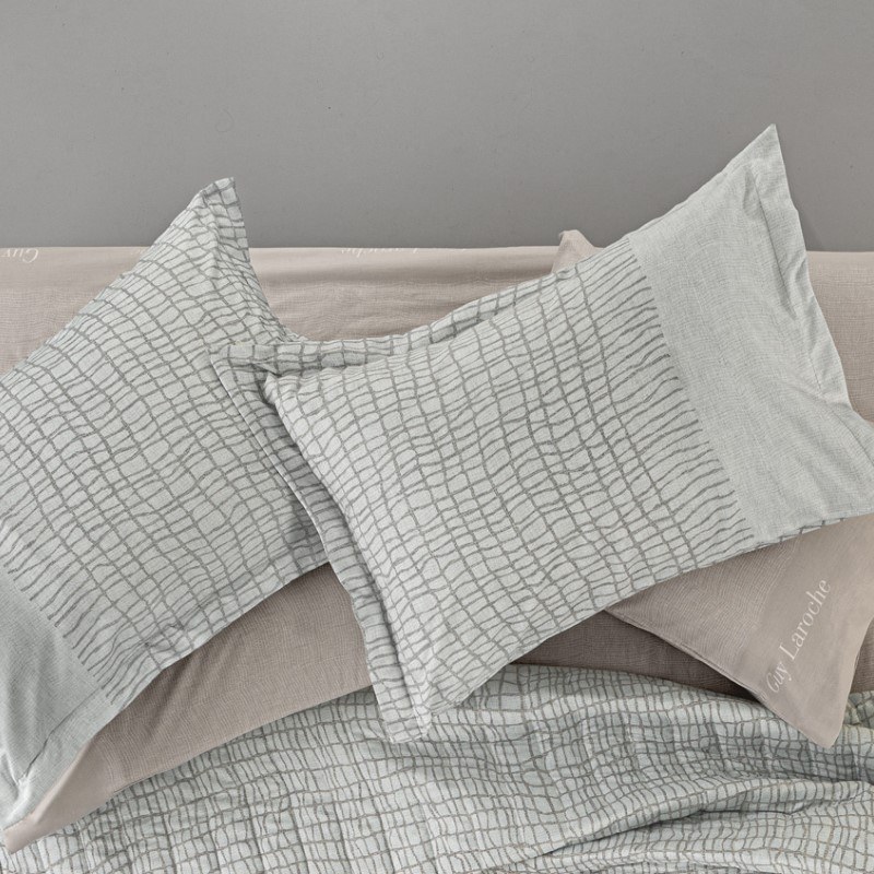 Μαξιλάρια διακοσμητικά Anesis Home - ΣΗΜΑΝΤΙΚΟ: Σε περίπτωση διαφοράς τιμής από το κατάστημα ισχύει παντα και μόνο η τιμή του καταστήματος Σετ Μαξιλαροθήκες Διακόσμησης 2 Τεμαχίων Guy Laroche Ne