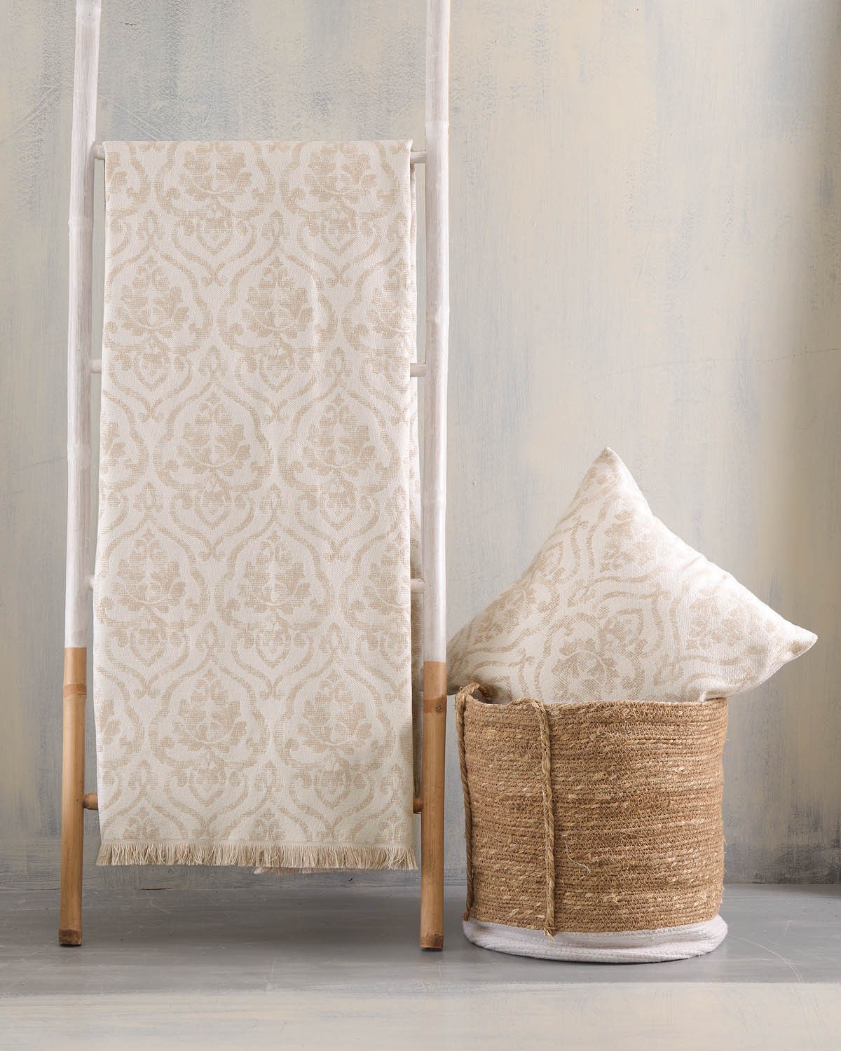 Ριχτάρι Τριθέσιου Rythmos Medallion Εκρού-Μπεζ 180x280