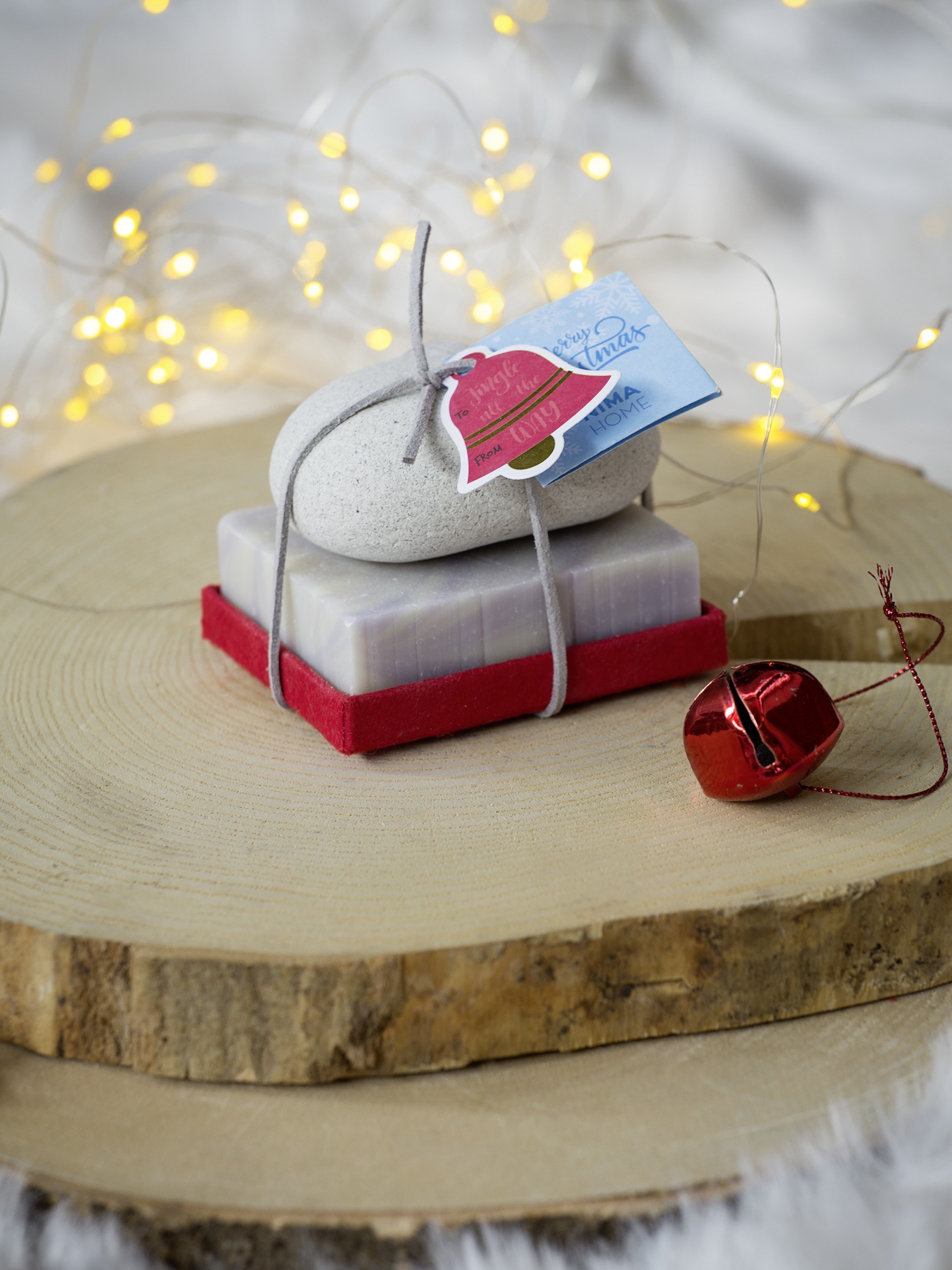 Σετ Σαπούνι Χειροποίητο 125g και Πέτρα Απολέπισης Nima Xmas Bells