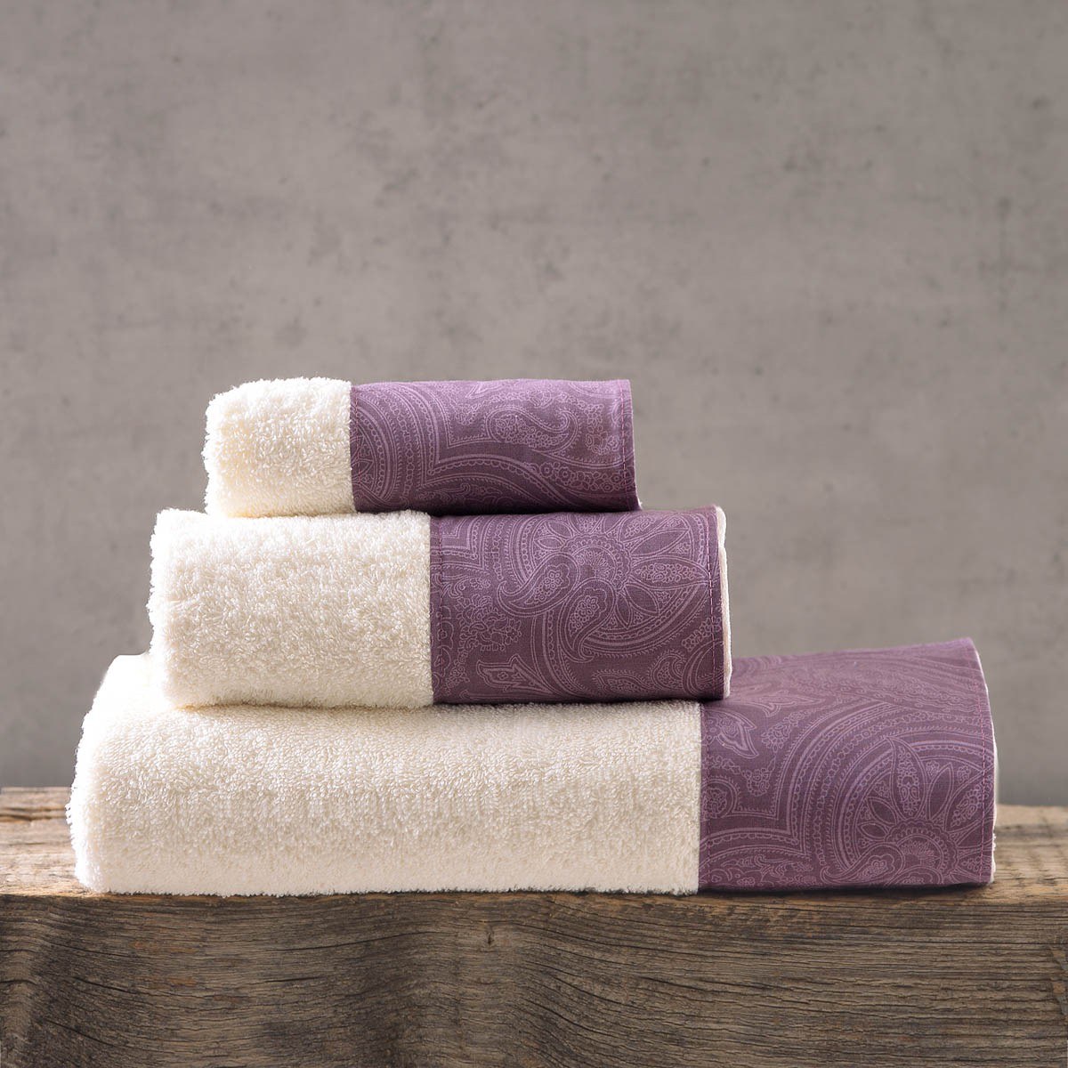 CHARISMA ΜΟΒ - ΣΕΤ ΠΕΤΣΕΤΕΣ 3ΤΕΜ - ΣΕΤ 3 ΤΕΜΑΧΙΩΝ (30X50 - 50X90 - 80X150) ΣΥΣΚΕΥΑΣΙΑ ΣΑΚΟΥΛΑΣ ΕΚΡΟΥ-ΜΟΒ