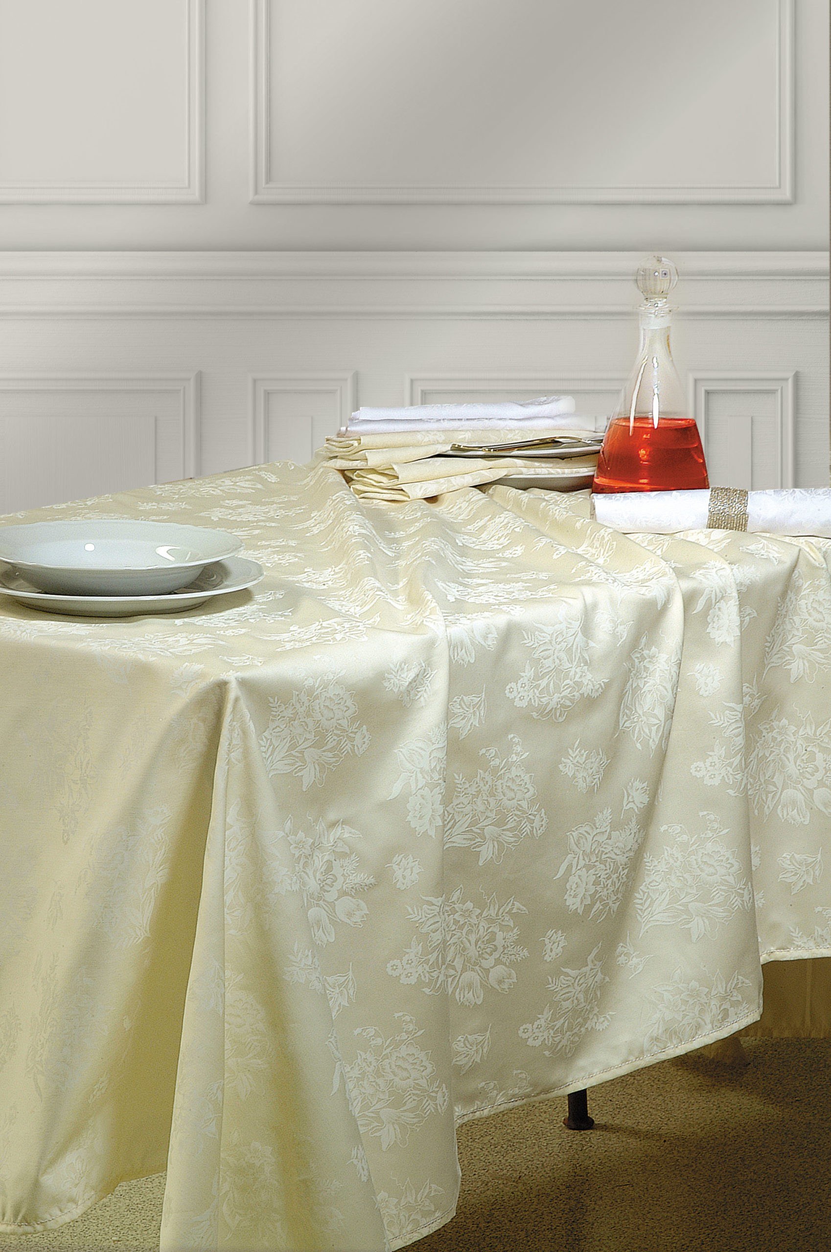 JASMINE - TΡΑΠΕΖΟΜΑΝΗΛΟ ΣΑΤΕΝ ΖΑΚΑΡ ΕΚΡΟΥ 140X180