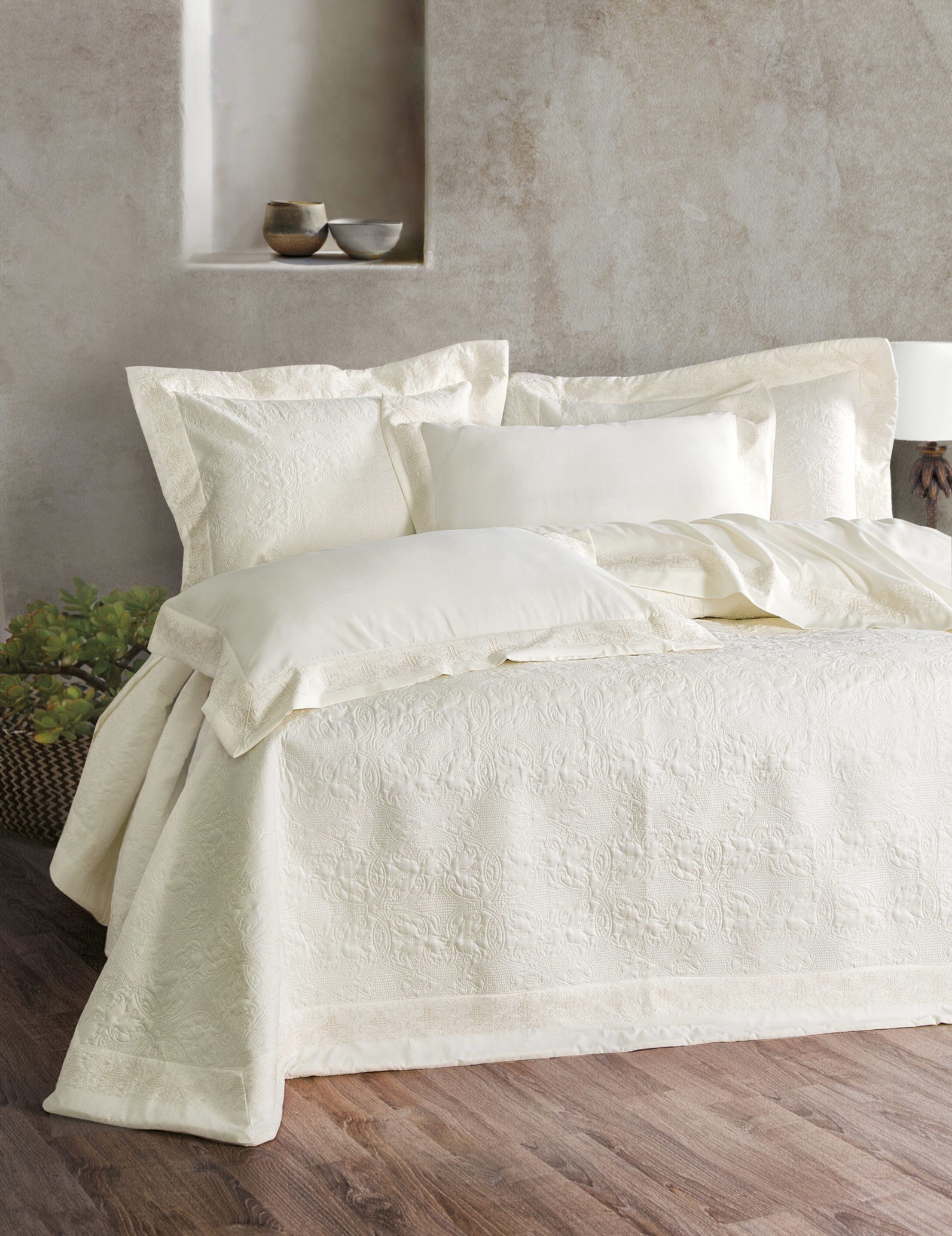 IRINA - ΣΕΤ ΚΟΥΒΕΡΛΙ ΕΚΡΟΥ ΣΕΤ 3 ΤΕΜΑΧΙΑ (1 235X250 - 2 50X70)