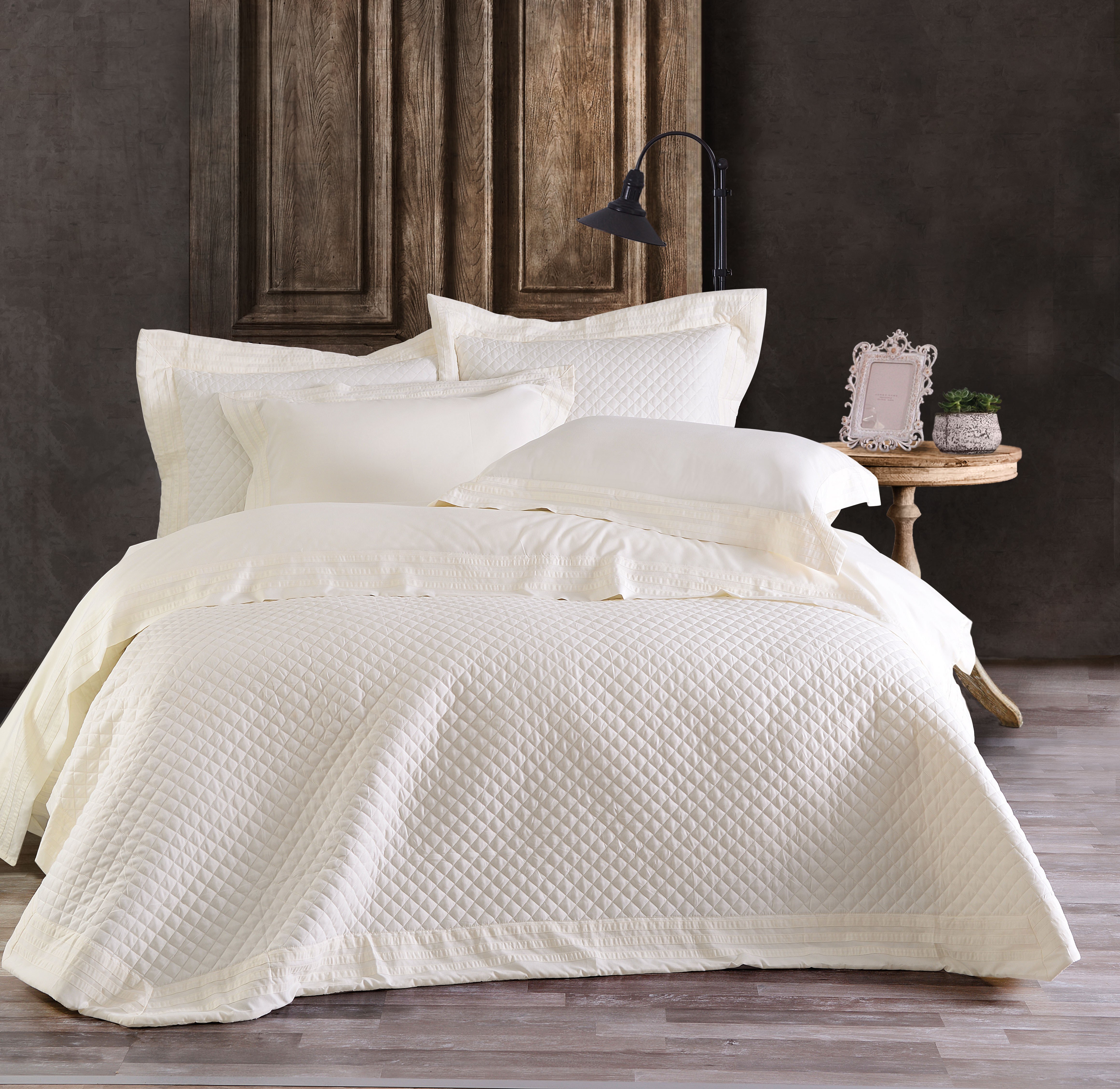 KLELIA - ΣΕΤ ΚΟΥΒΕΡΛΙ ΕΚΡΟΥ ΣΕΤ 3 ΤΕΜΑΧΙΑ (1 235X250 - 2 50X70)