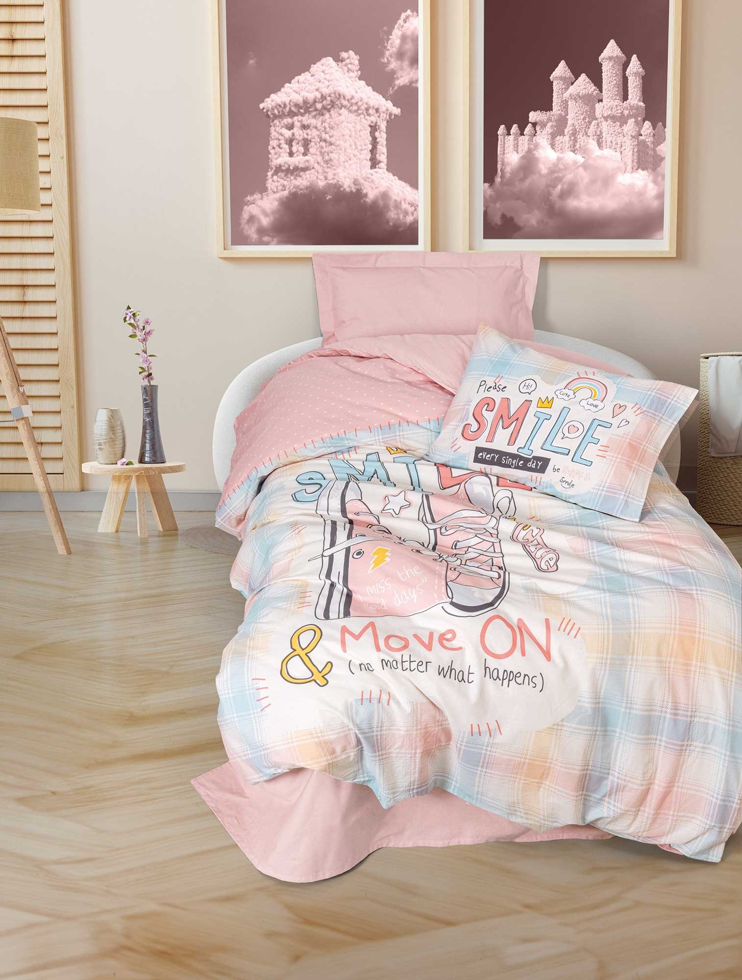 MADI - ΣΗΜΑΝΤΙΚΟ: Σε περίπτωση διαφοράς τιμής από το κατάστημα ισχύει παντα και μόνο η τιμή του καταστήματος Παιδικό Σετ Πάπλωμα SMILE