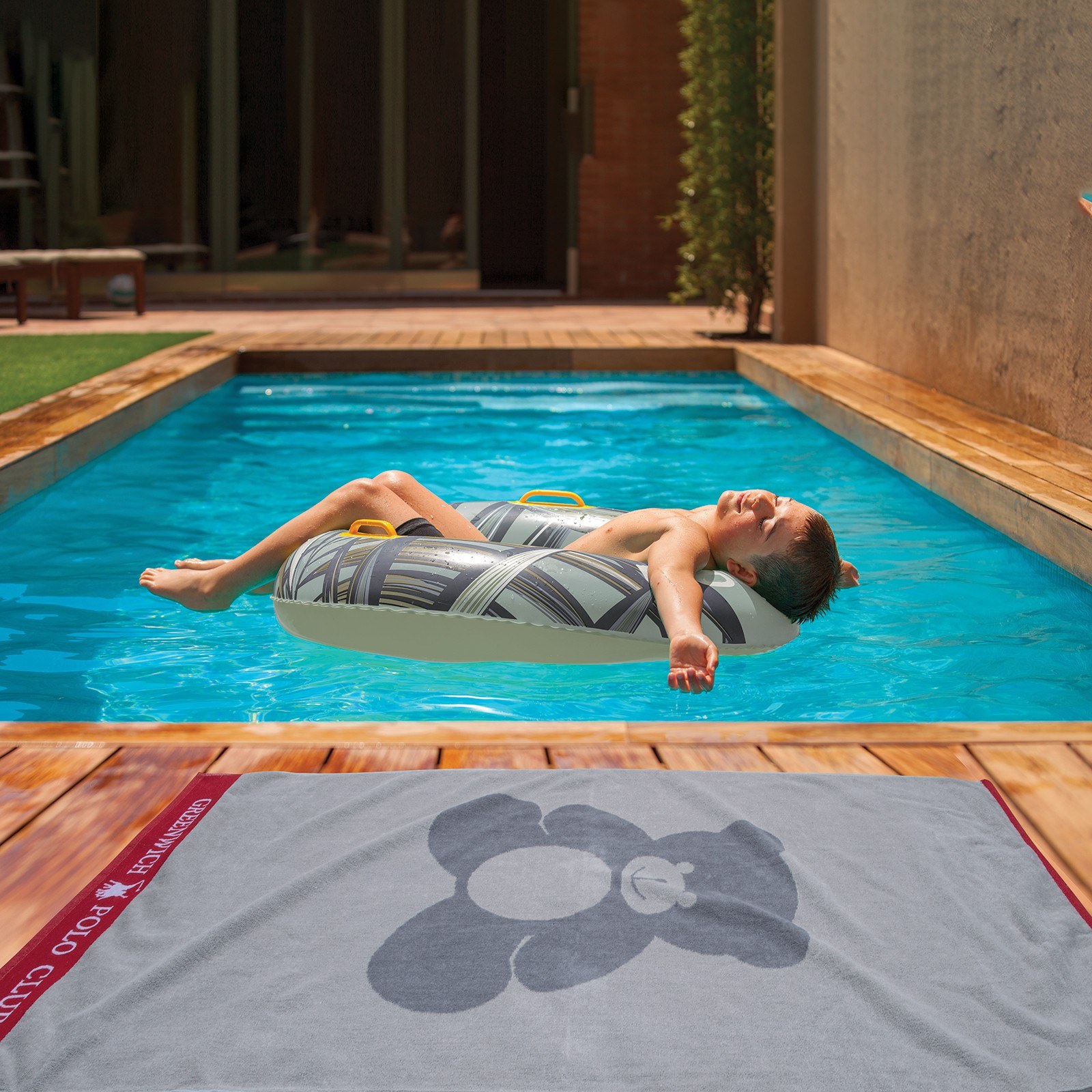 Πετσέτα Θαλάσσης Greenwich Polo Club 70x140 3895 Γκρι- Κόκκινο