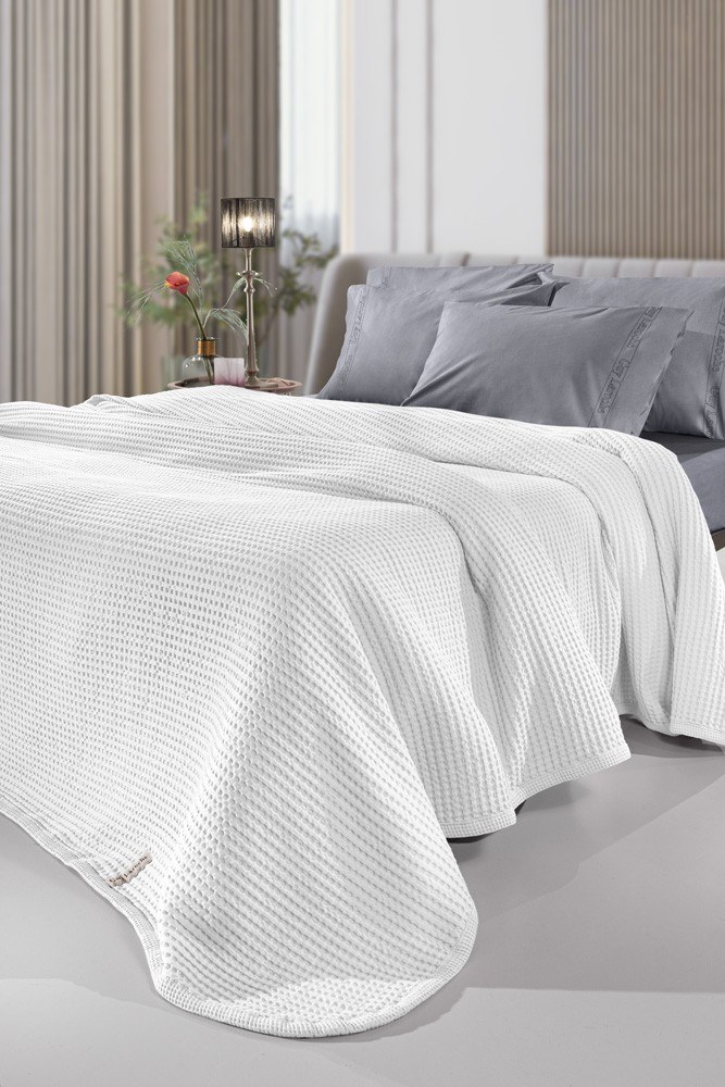 Κουβέρτα King Size Guy Laroche Eternity Snow White 260x