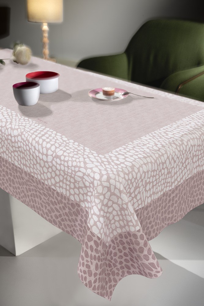 Τραπεζομάντηλο Saint Clair 1047 Dusty Pink 145x180