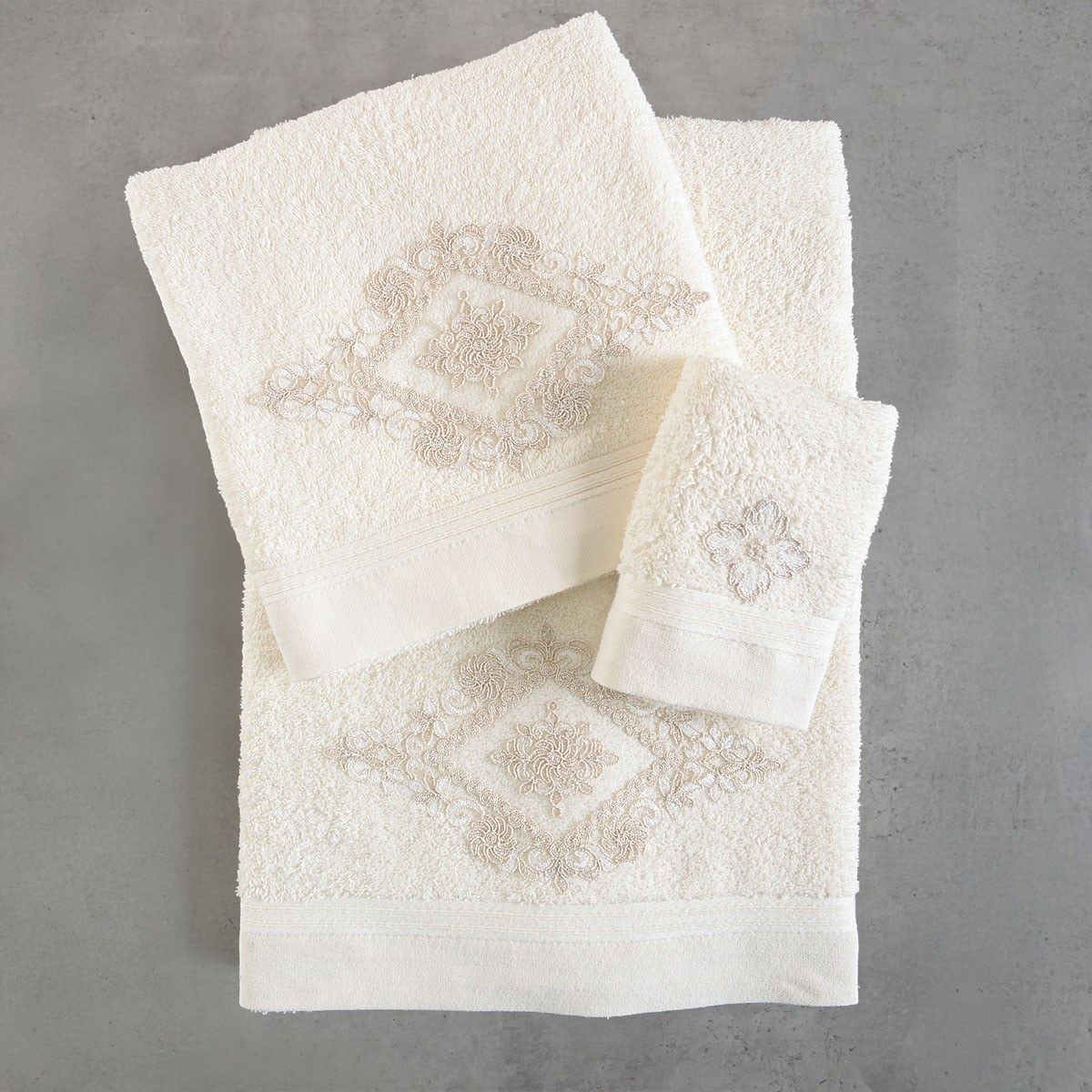 Σετ Πετσέτες 3 Τεμαχίων Rythmos Cordelia Εκρου 30x50,50x90,80x150