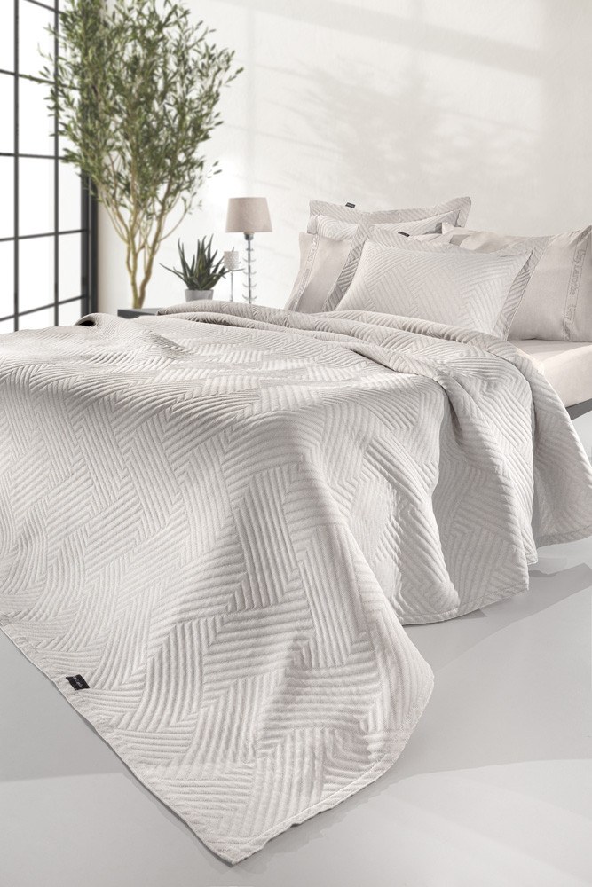 Κουβέρτα Guy Laroche Lupo Natural 180x260