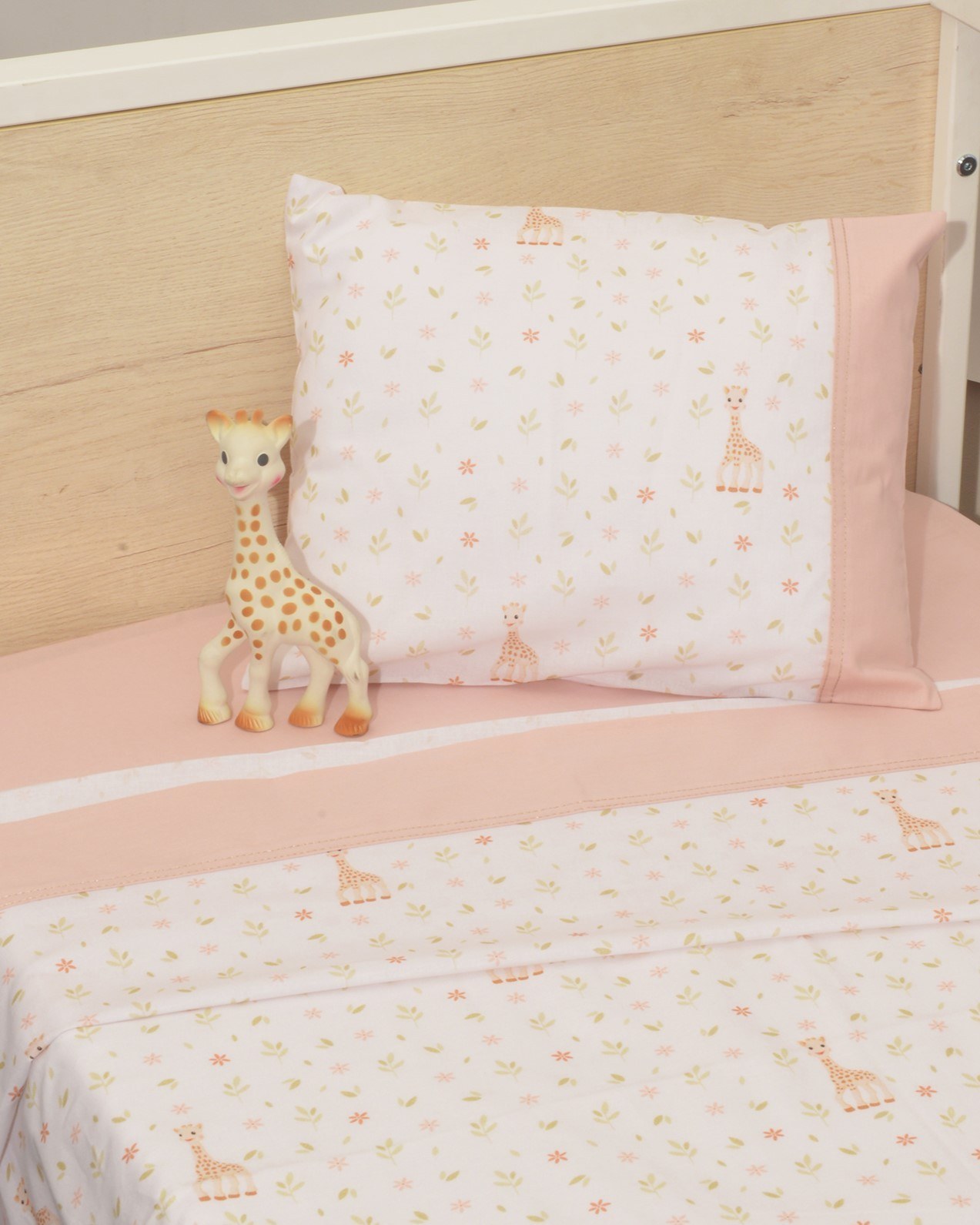 Σεντόνια κούνιας 3 τεμ 110x170 100% βαμβάκι κατωσέντονο με λάστιχο Design 502 Sophie La Girafe