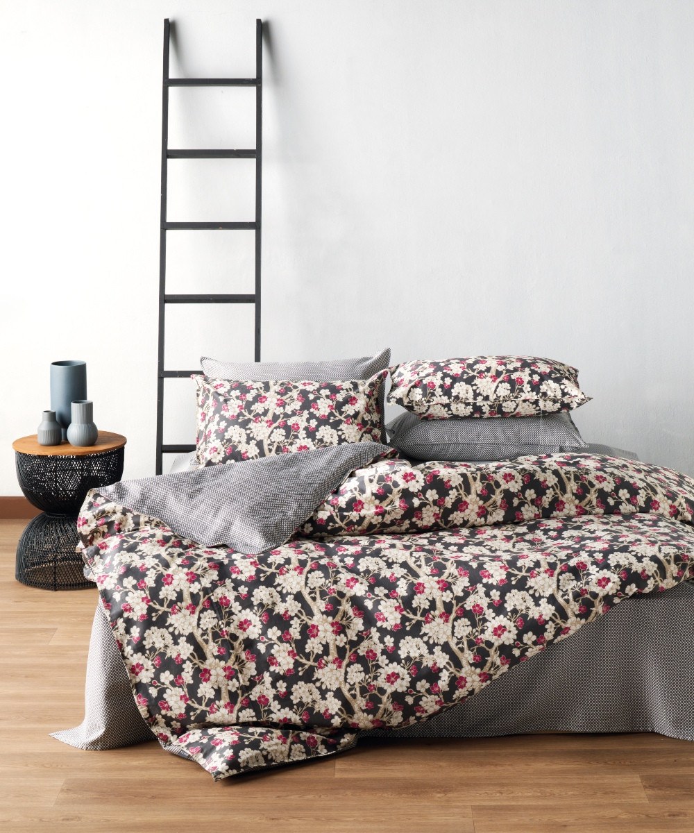 Kentia - ΣΗΜΑΝΤΙΚΟ: Σε περίπτωση διαφοράς τιμής από το κατάστημα ισχύει παντα και μόνο η τιμή του καταστήματος Πάπλωμα Υπέρδιπλο Kentia Umeko 220x240