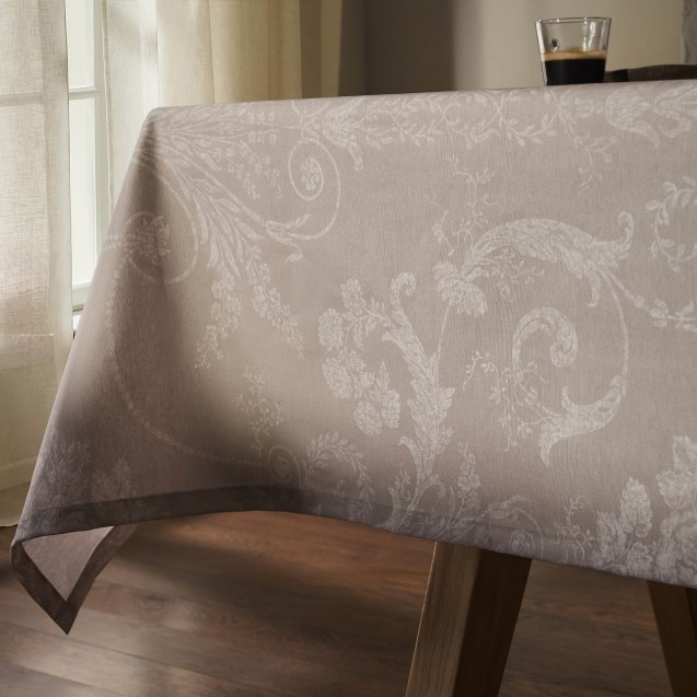 Τραπεζομάντηλο αλέκιαστο Gofis Home Whitney...