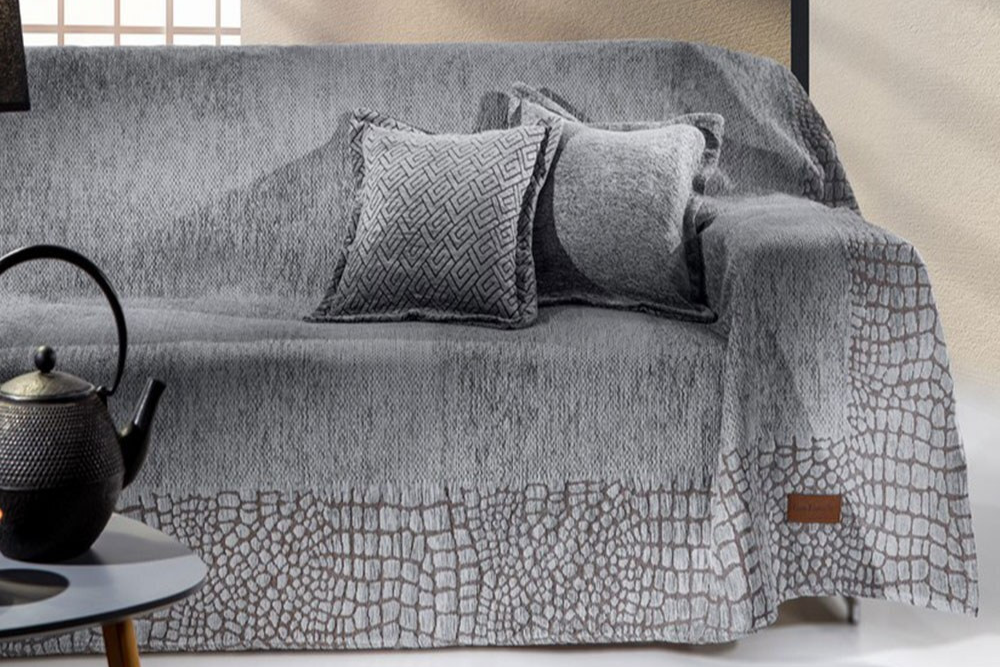 Guy Laroche - ΣΗΜΑΝΤΙΚΟ: Σε περίπτωση διαφοράς τιμής από το κατάστημα ισχύει παντα και μόνο η τιμή του καταστήματος Ριχτάρι Πολυθρόνας Guy Laroche Opium Silver 180x150