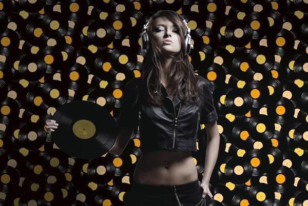 84702F Στοκ Π.Χ Magnifique Ταπετσαρια Τοιχου Ugepa Newplan