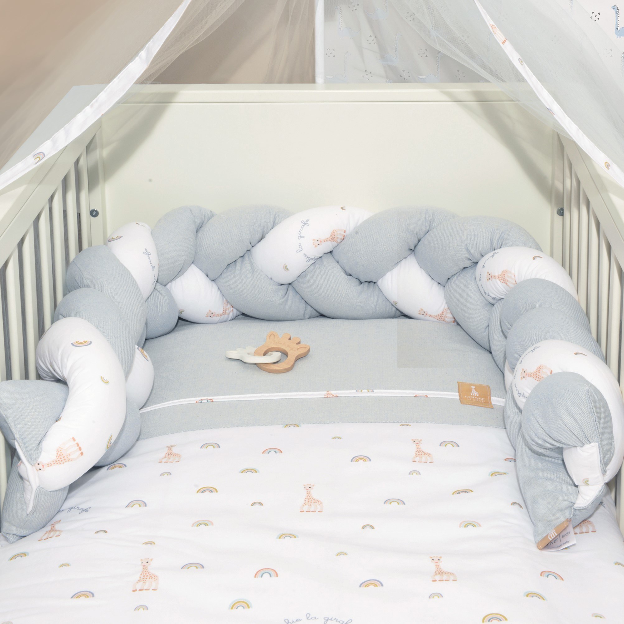 Πλεξούδα τριπλή βαμβακερή 20x200cm με Ειδική Εσωτερική Επένδυση Design 501 Sophie La Girafe