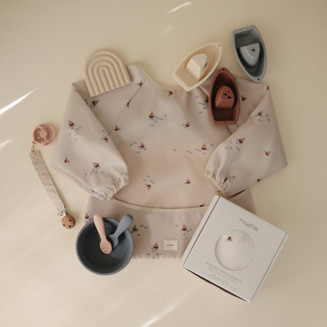 Σαλιάρα με Μανίκια Boats - Mushie