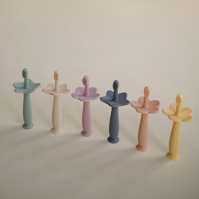 Εκπαιδευτική Οδοντόβουρτσα Σιλικόνης Λουλούδι...