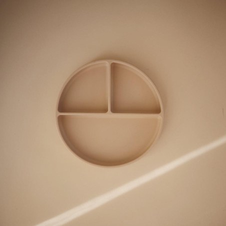 Πιάτο Σιλικόνης με Χωρίσματα & Αντιολισθητική Βάση Shifting Sand - Mushie