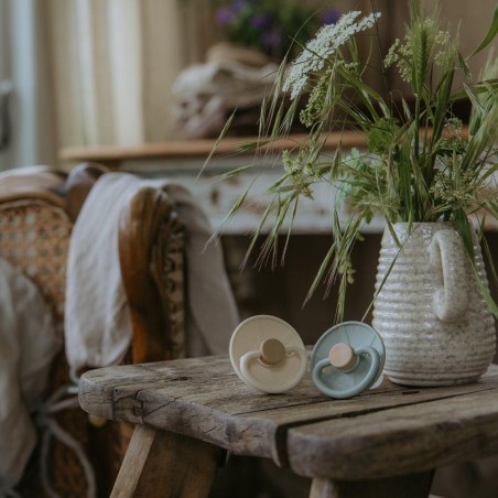 Σετ 2 Πιπίλες Σιλικόνης FRIGG Little Viking Sage/Cream 0-6 Μηνών