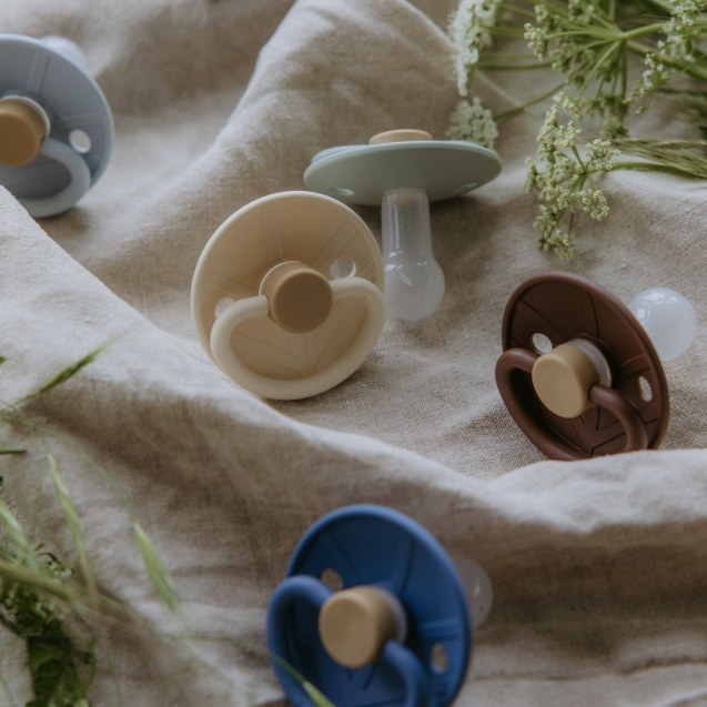 Σετ 2 Πιπίλες Latex FRIGG Little Viking Powder...