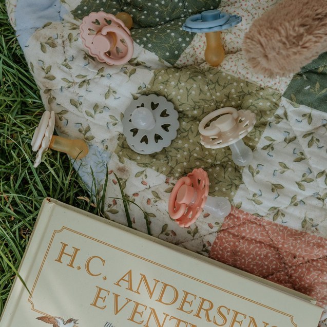 Σετ 2 Πιπίλες Latex FRIGG Fairytale Stone...