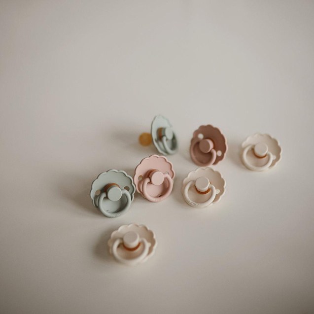 Σετ 2 Πιπίλες Σιλικόνης FRIGG Daisy Little...