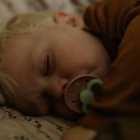 Σετ 2 Πιπίλες Σιλικόνης Νυκτός FRIGG Moon Phase Cream/Twilight Mauve 0-6 Μηνών