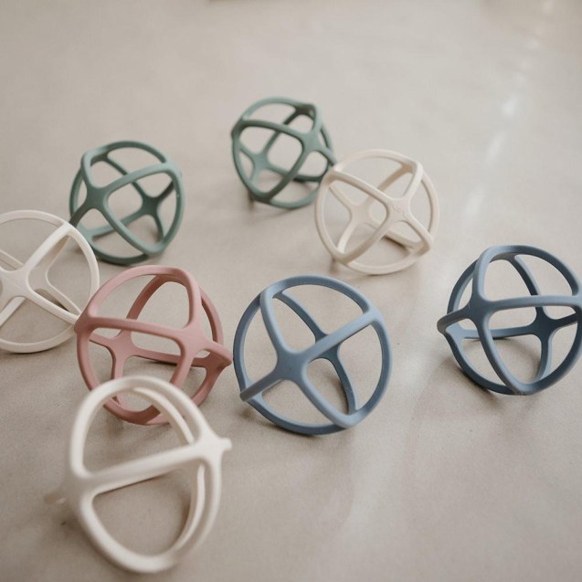 Μασητικό Παιχνίδι Σφαίρα Shifting Sand - Mushie