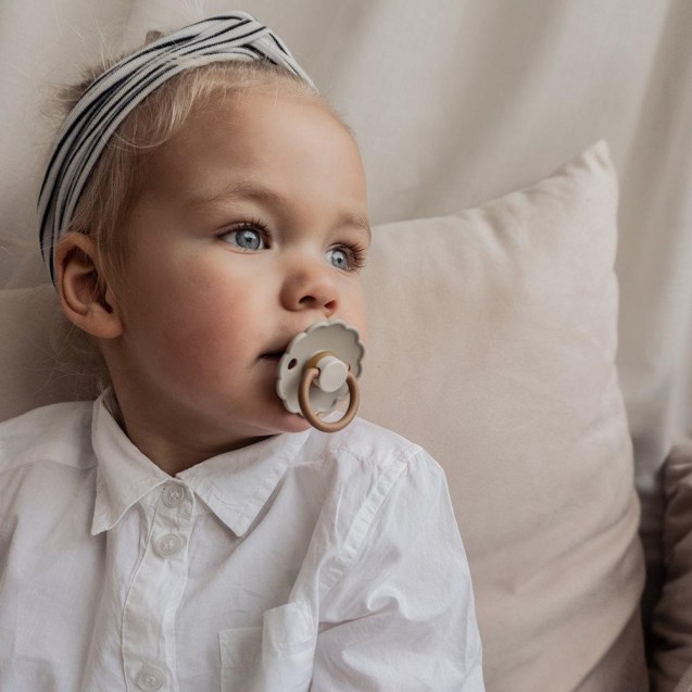 Σετ 6 Πιπίλες Latex FRIGG – Cinnamon Charm 0-6...