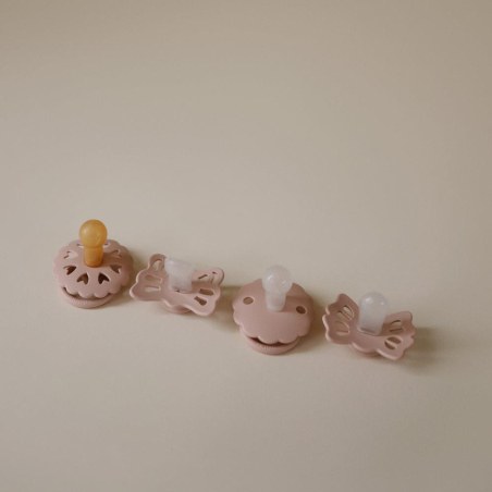 Σετ 4 Πιπίλες FRIGG - Floral Heart Blush 0-6 Μηνών