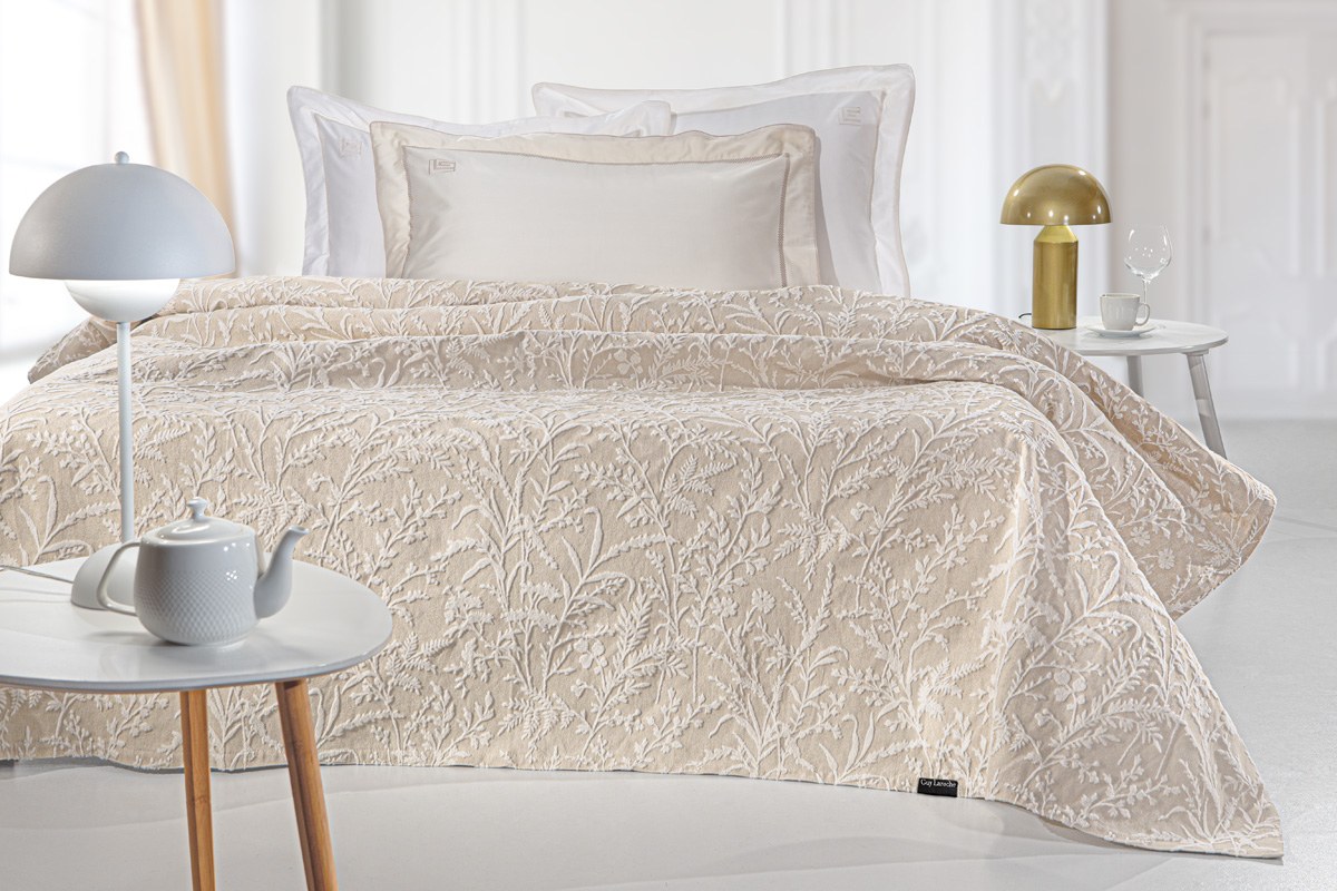 Κουβέρτα King Size Guy Laroche Bouquet Natural 260x250
