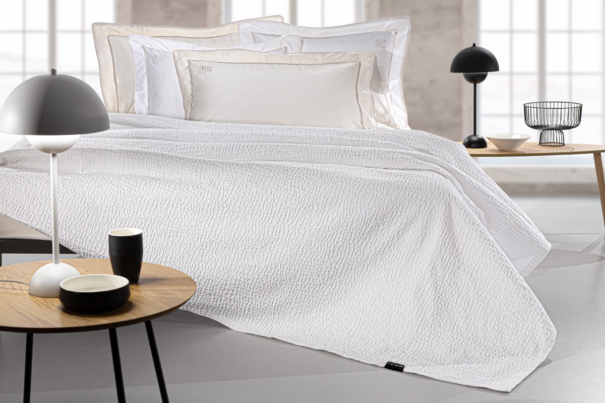 Κουβέρτα King Size Guy Laroche Luna White 260x250