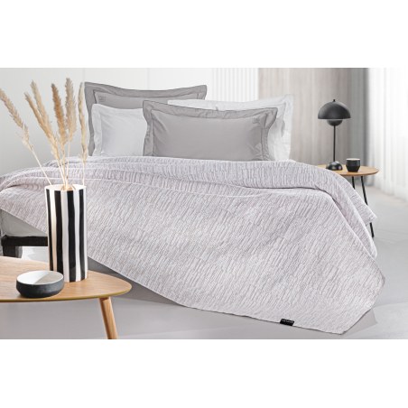 Κουβέρτα King Size Guy Laroche Diana Smoke 260x250
