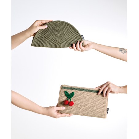 Νεσεσέρ Παραλίας Kentia Purse 264 Green 30x18
