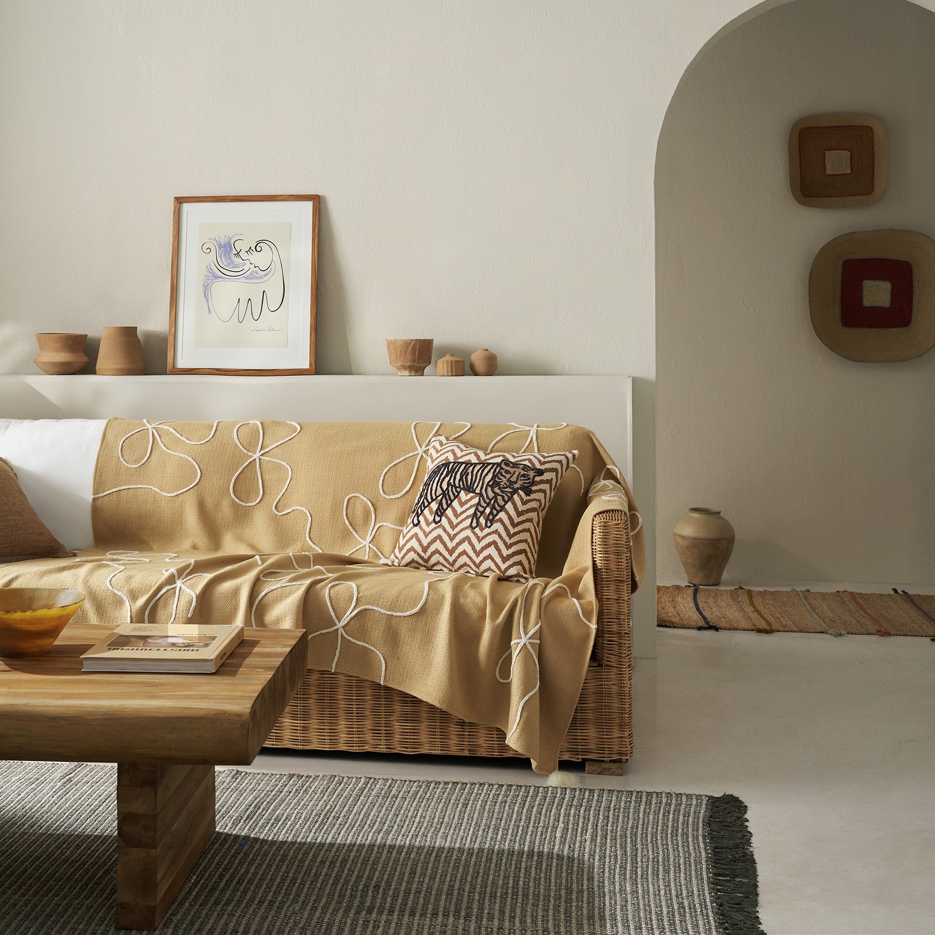 Gofis Home - ΣΗΜΑΝΤΙΚΟ: Σε περίπτωση διαφοράς τιμής από το κατάστημα ισχύει παντα και μόνο η τιμή του καταστήματος Ριχτάρι Πολυθρόνας Gofis Home Elowen Warm Beige 20-07-5
