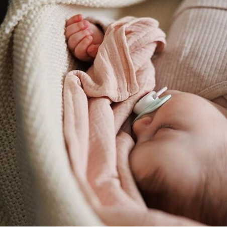 Βαμβακερές πάνες BabyOno αγκαλιάς από μπαμπού - μουσελίνες Ροζ 70x70 cm (Σετ 3 τμχ) BN828/01