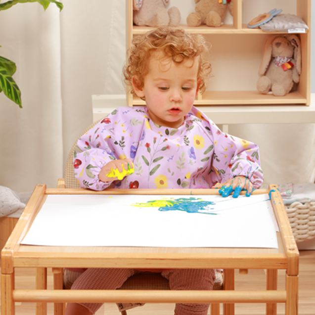 Αδιάβροχη σαλιάρα με μακρύ μανίκι BabyOno 6m+ -...
