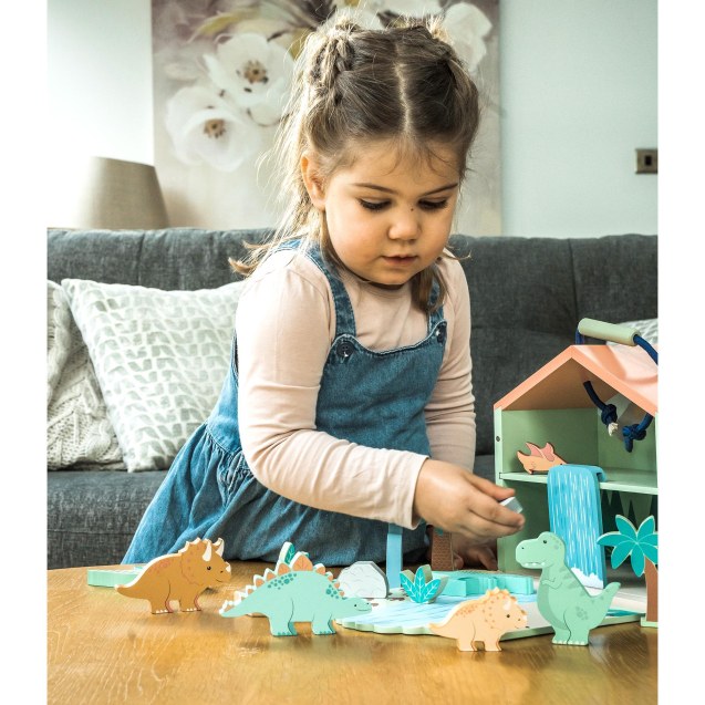 Ξύλινοι Δεινόσαυροι Play Set Orange Tree Toys...
