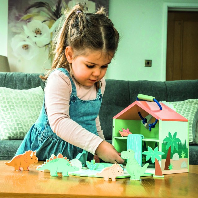 Ξύλινοι Δεινόσαυροι Play Set Orange Tree Toys...