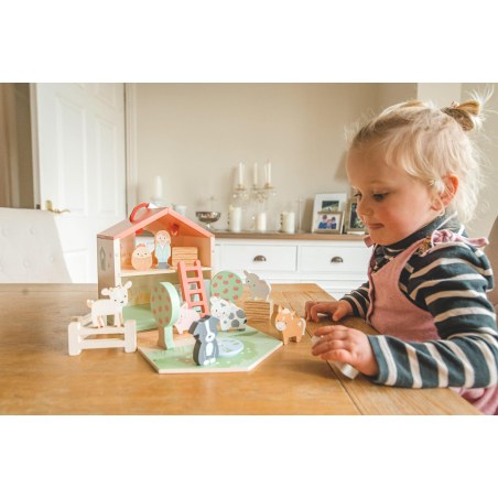 Ξύλινος Αχυρώνας Farmyard Play Set Orange Tree Toys (FSC®)