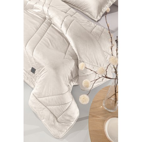 Πάπλωμα King Size Guy Laroche Refine Beige 240x250